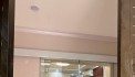 Hiếm - Căn hộ TT Tầng 1 Đường Láng, ô tô đỗ cửa, 2  thoáng, 80m2, 2 ngủ, 2 vệ sinh chỉ 11 triệu.